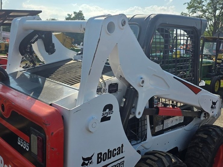 2019-bobcat-s595-image-18