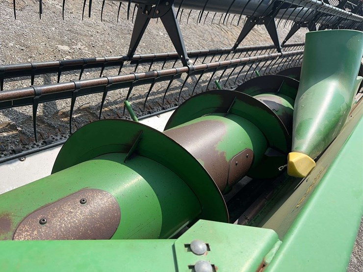 2013-john-deere-635f-image-24