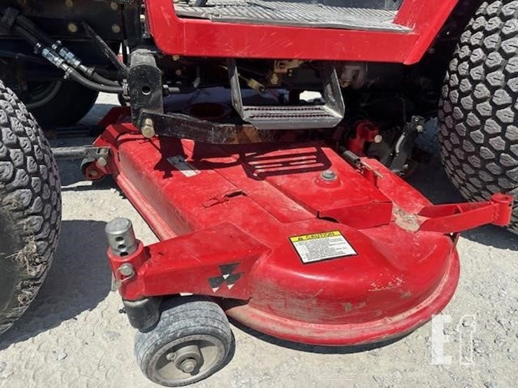 massey-ferguson-1235-image-12
