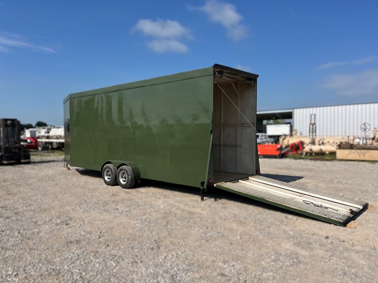 #2-•-rotorway-exec-162f-helicopter-with-custom-enclosed-trailer-image-36