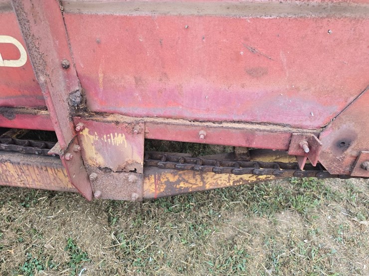 new-holland-519-image-13