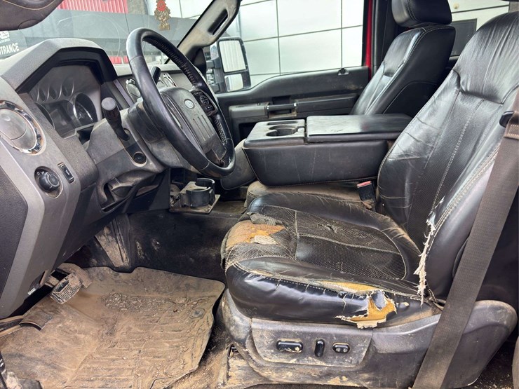 2011-ford-f350-image-17