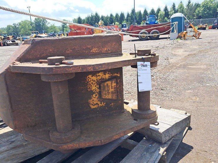 adco-v-24"-rock/frost-bucket-image-4