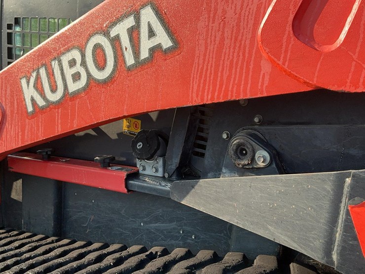 2015-kubota-svl90-2-image-21