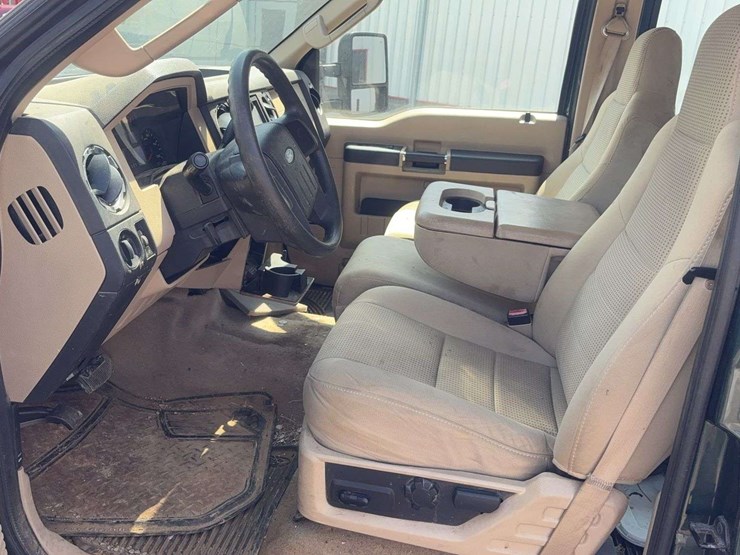 2008-ford-f450-image-26
