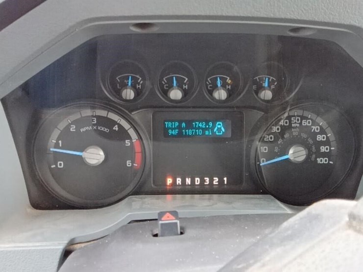 2013-ford-f550-image-7