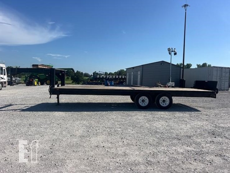 2025-shop-built-trailer-image-9