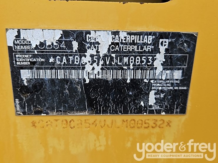 2011-caterpillar-cb54-image-27