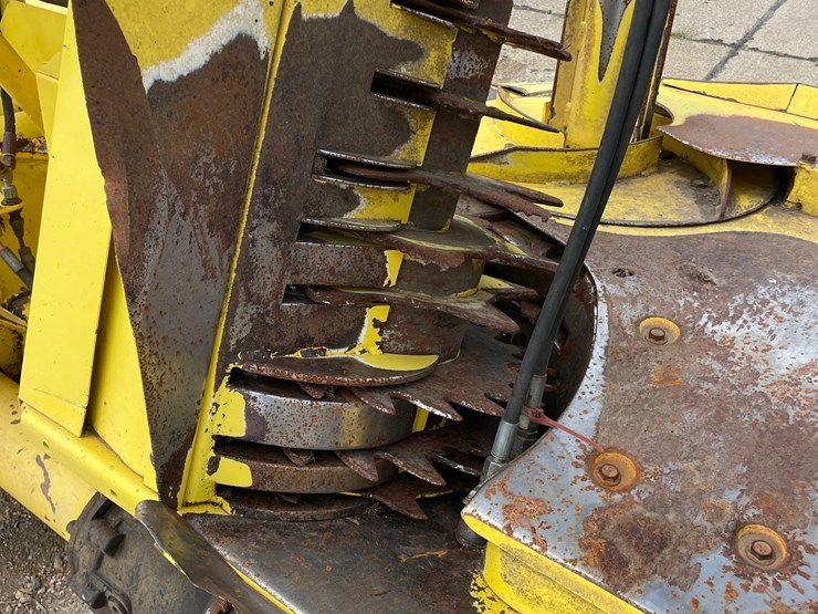 john-deere-688-image-33