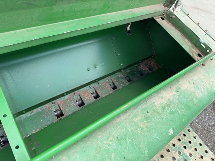 john-deere-750-image-25