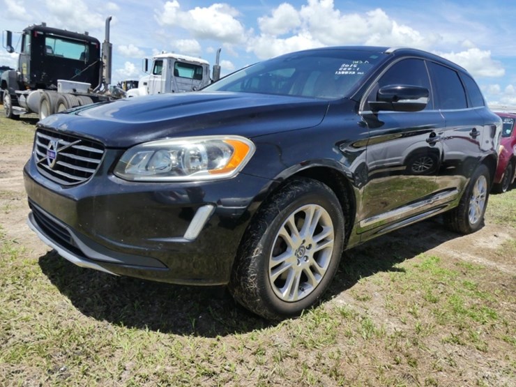 2015-volvo-xc60-image-2