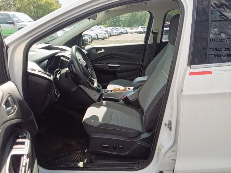 2014-ford-escape-se-image-6