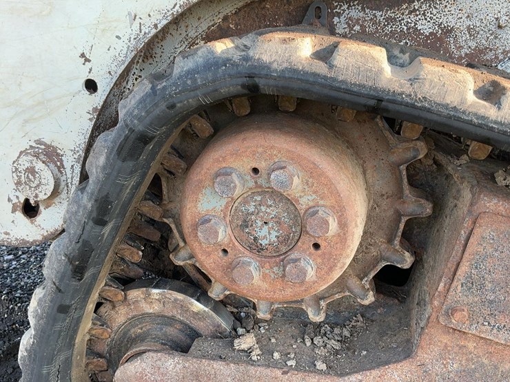 2004-bobcat-t190-image-26