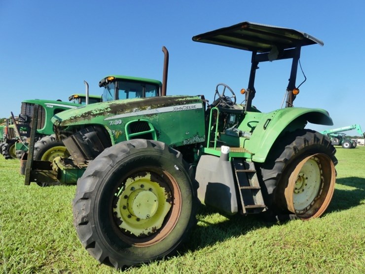 2009-john-deere-7330-image-2