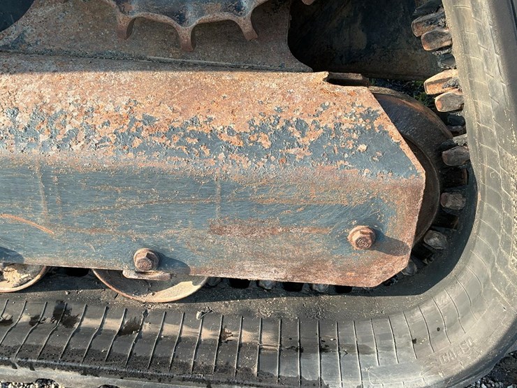 2015-kubota-svl90-2-image-19