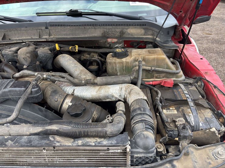 2011-ford-f350-image-31