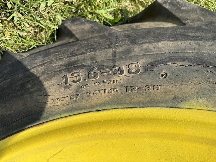 john-deere-a-image-8