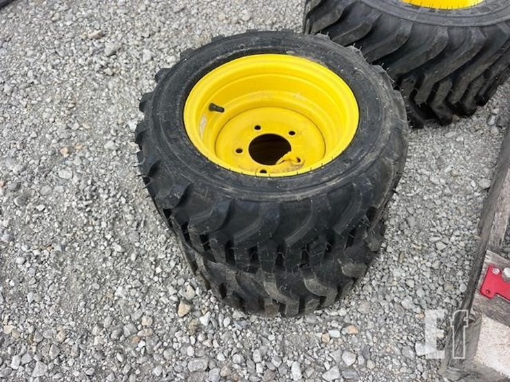john-deere-10-image-3