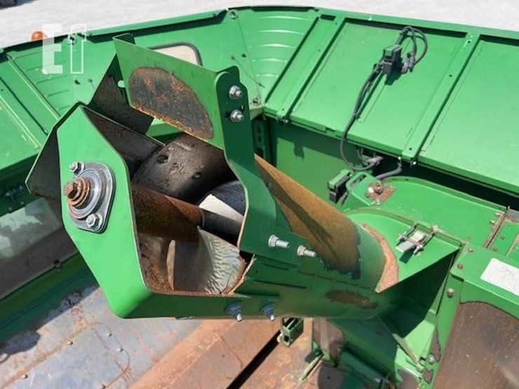 2014-john-deere-s670-image-98