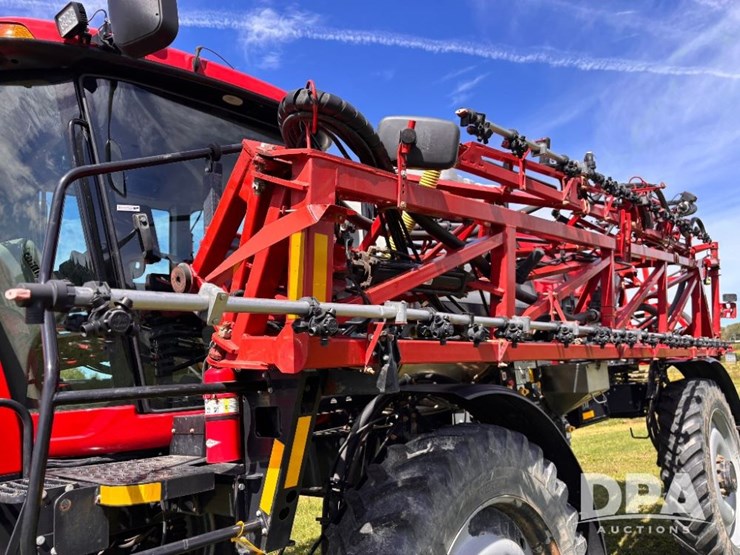 2019-case-ih-patriot-4440-image-83