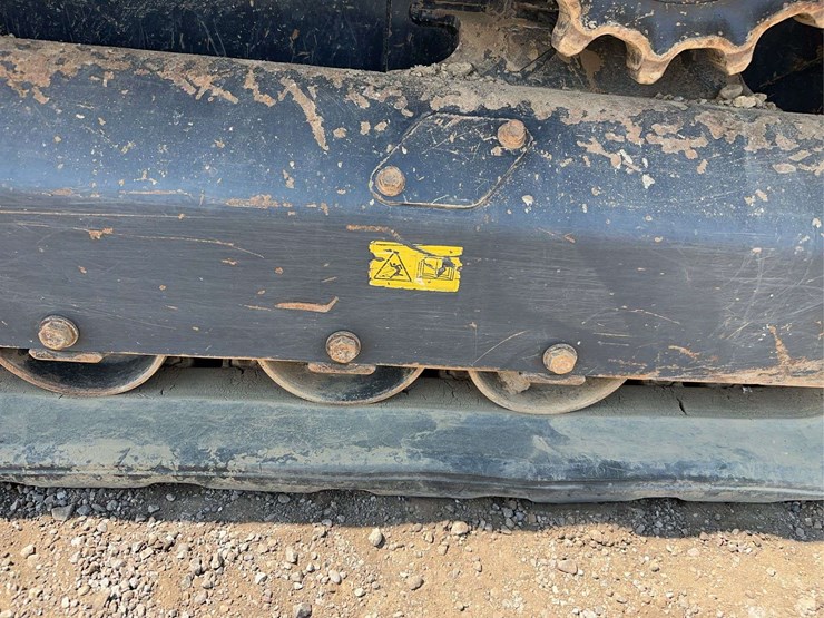 2019-kubota-svl75-2-image-8