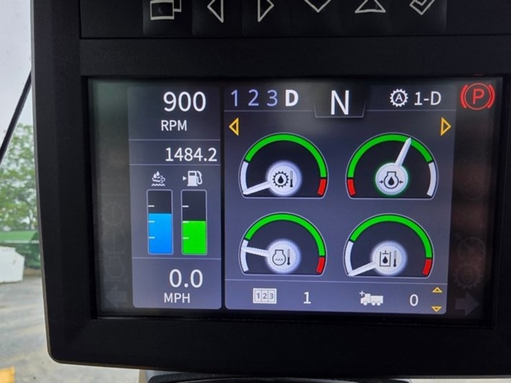 2021-deere-524l-image-88