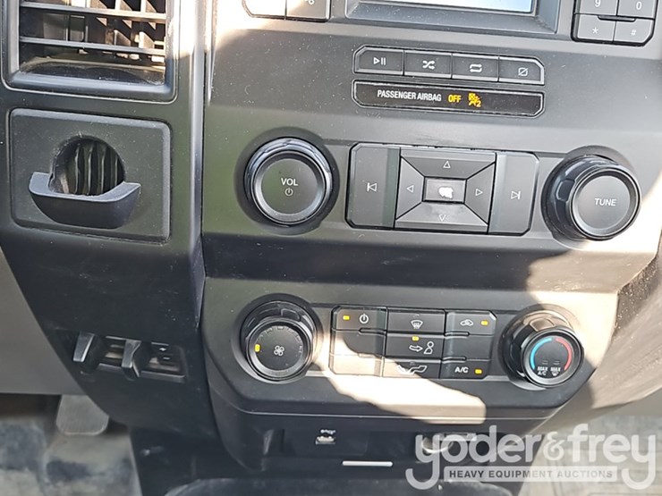 2018-ford-f150-image-25