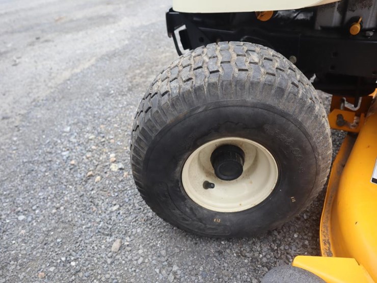 cub-cadet-lt1042-image-11