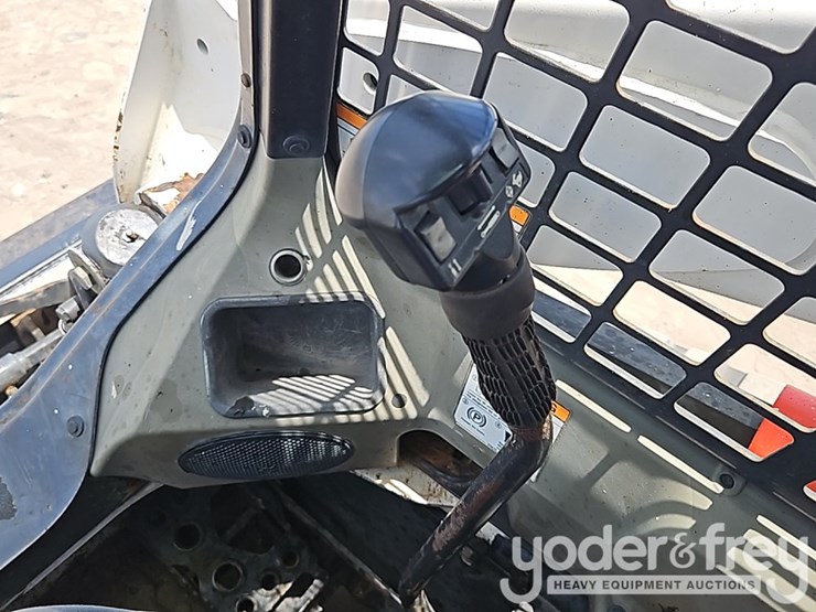 2016-bobcat-t650-image-27