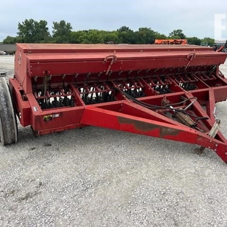 INTERNATIONAL 5100