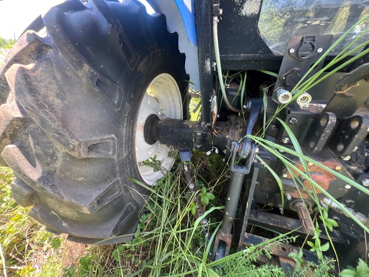 new-holland-tl100a-image-10