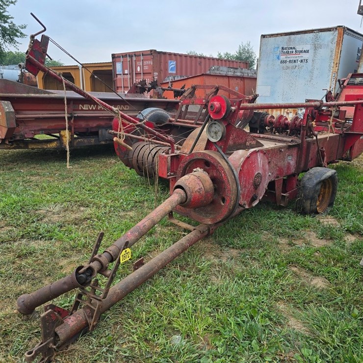 MASSEY-FERGUSON 10