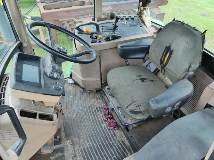 john-deere-7810-image-11