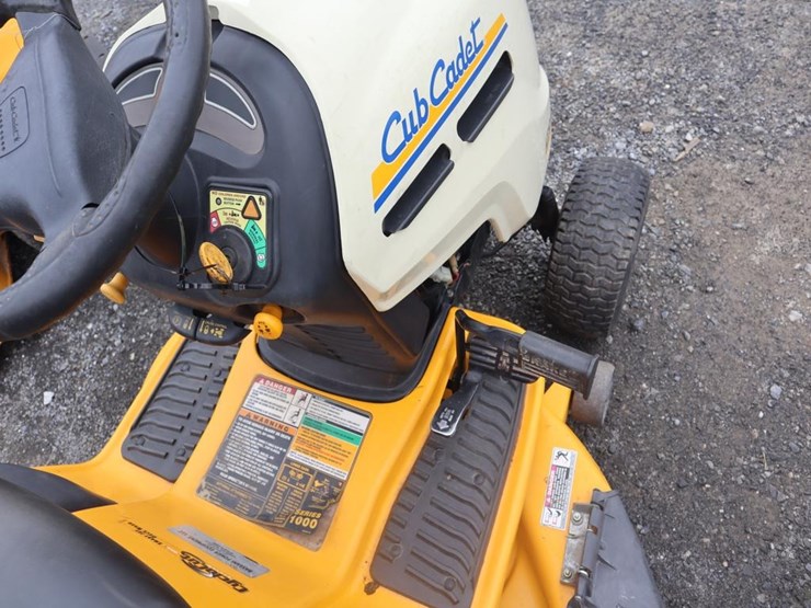cub-cadet-lt1042-image-16