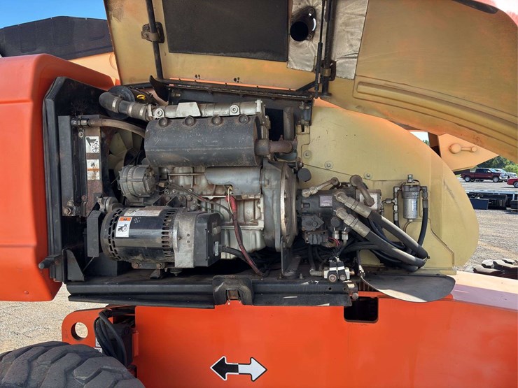 2009-jlg-660sj-image-13