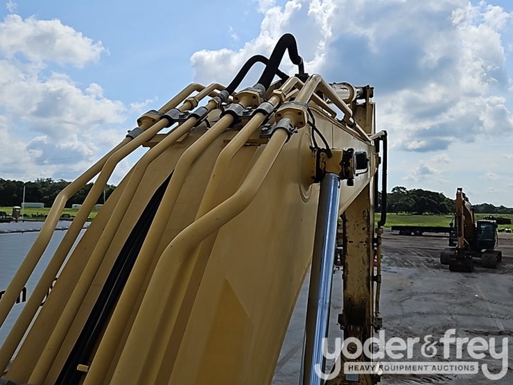 2017-kobelco-sk210-lc-10-image-31
