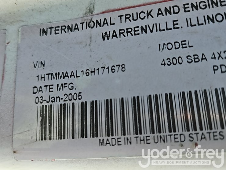 2006-international-durastar-4300-image-38