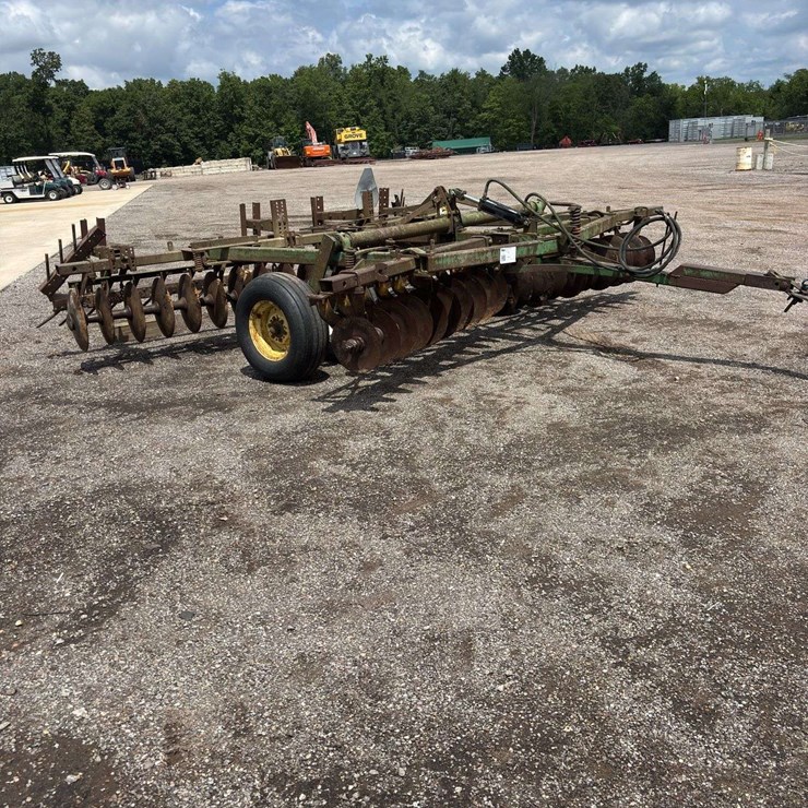 JOHN DEERE 15