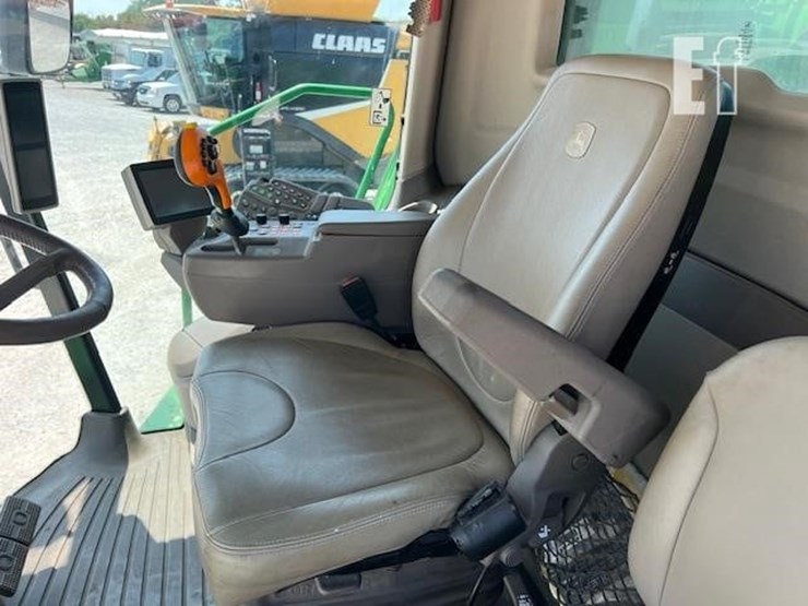 2014-john-deere-s670-image-78