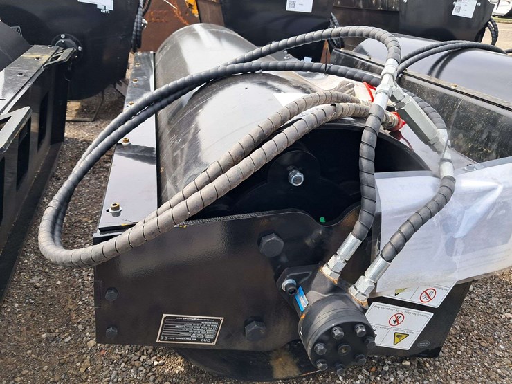 59"-vibratory-roller-image-2