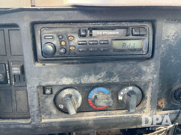 2000-international-4900-image-63