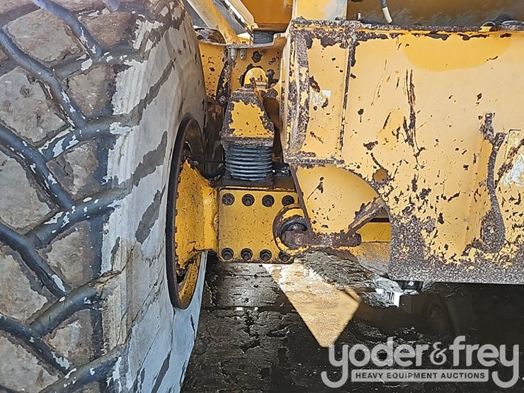 2009-volvo-a40e-image-21