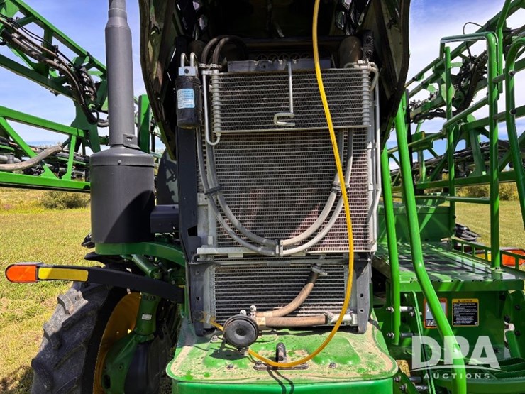 2020-john-deere-r4023-image-22