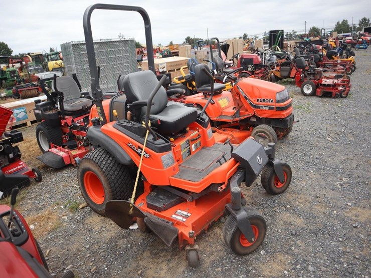 kubota-zd326-image-2