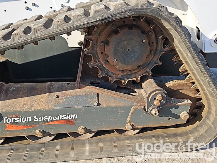 2022-bobcat-t870-image-19