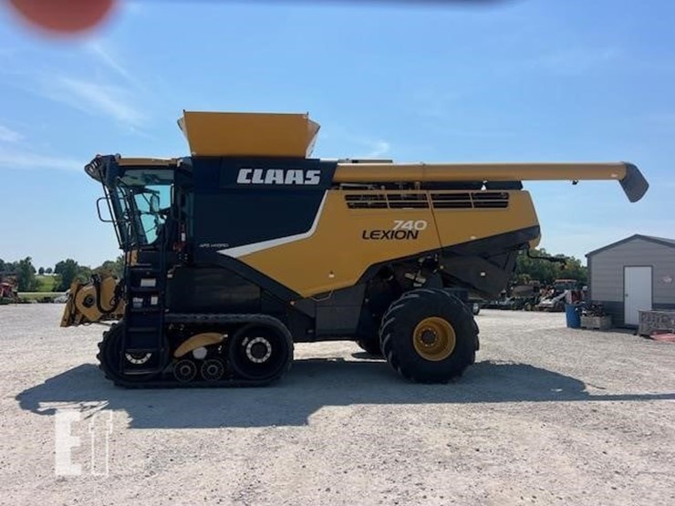2015-claas-lexion-740-image-9