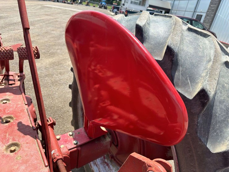 mccormick-farm-all-450-2wd-tractor-image-14