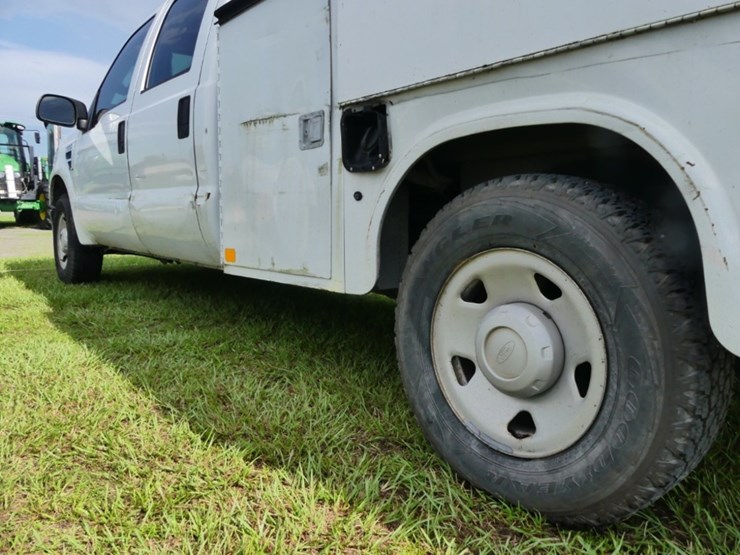2008-ford-f250-xl-image-5