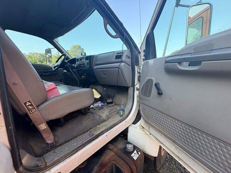 2000-ford-2000-image-47