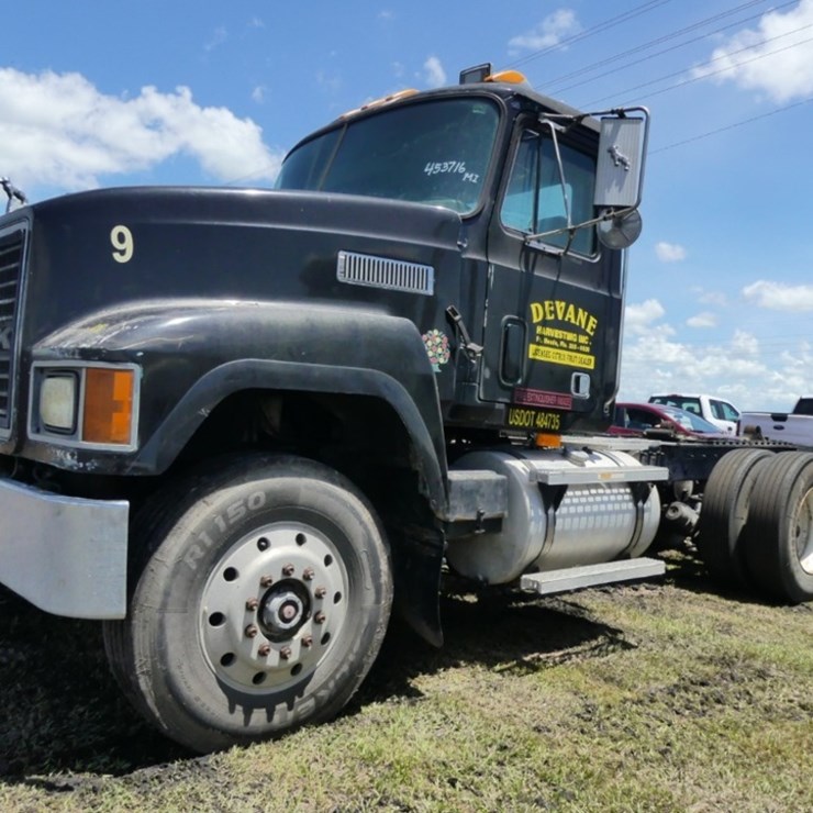 1994 MACK CH613